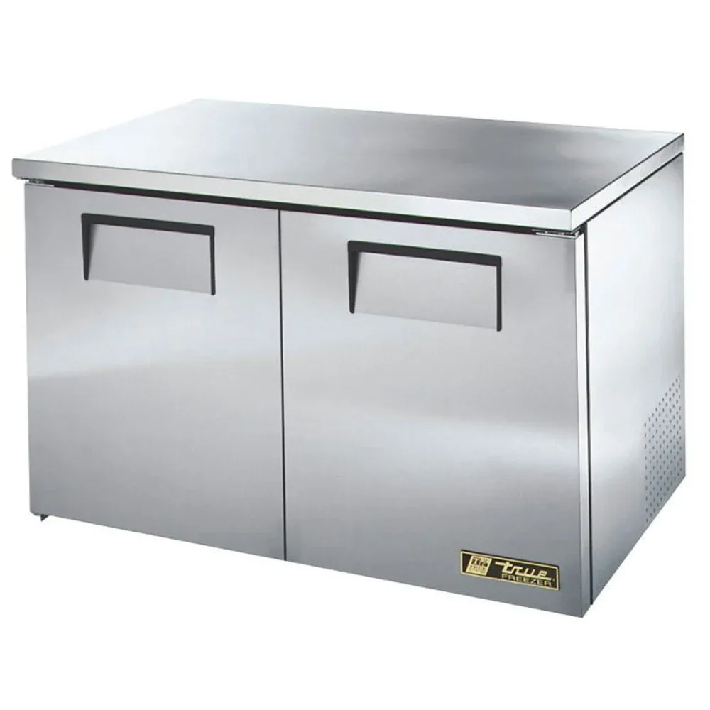 True TUC-48F-HC-LP 48 1/2″ W Undercounter Freezer w/ (2) Sections & (2) Doors, 115v