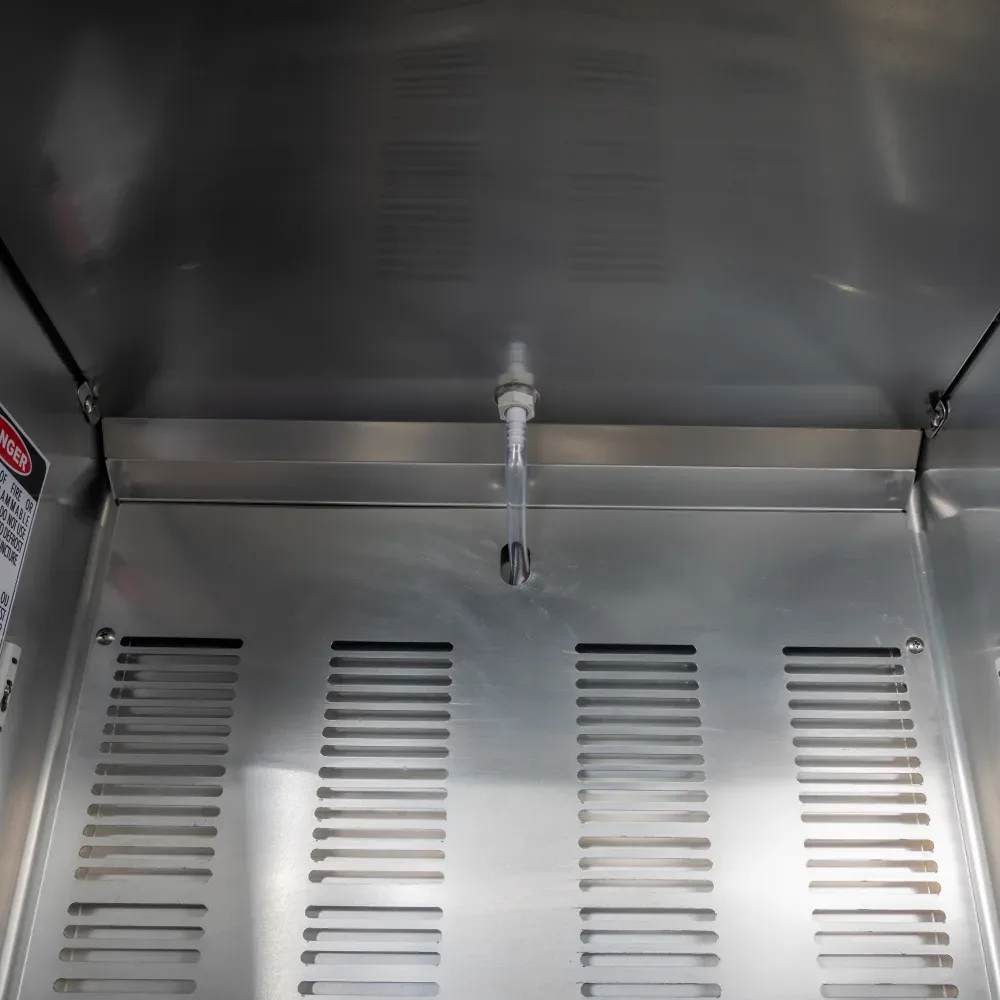 Hoshizaki VF1A-FS 26 7/8″ Valiance® One Section Reach In Freezer, (1) Right Hinge Solid Door, 115v 2