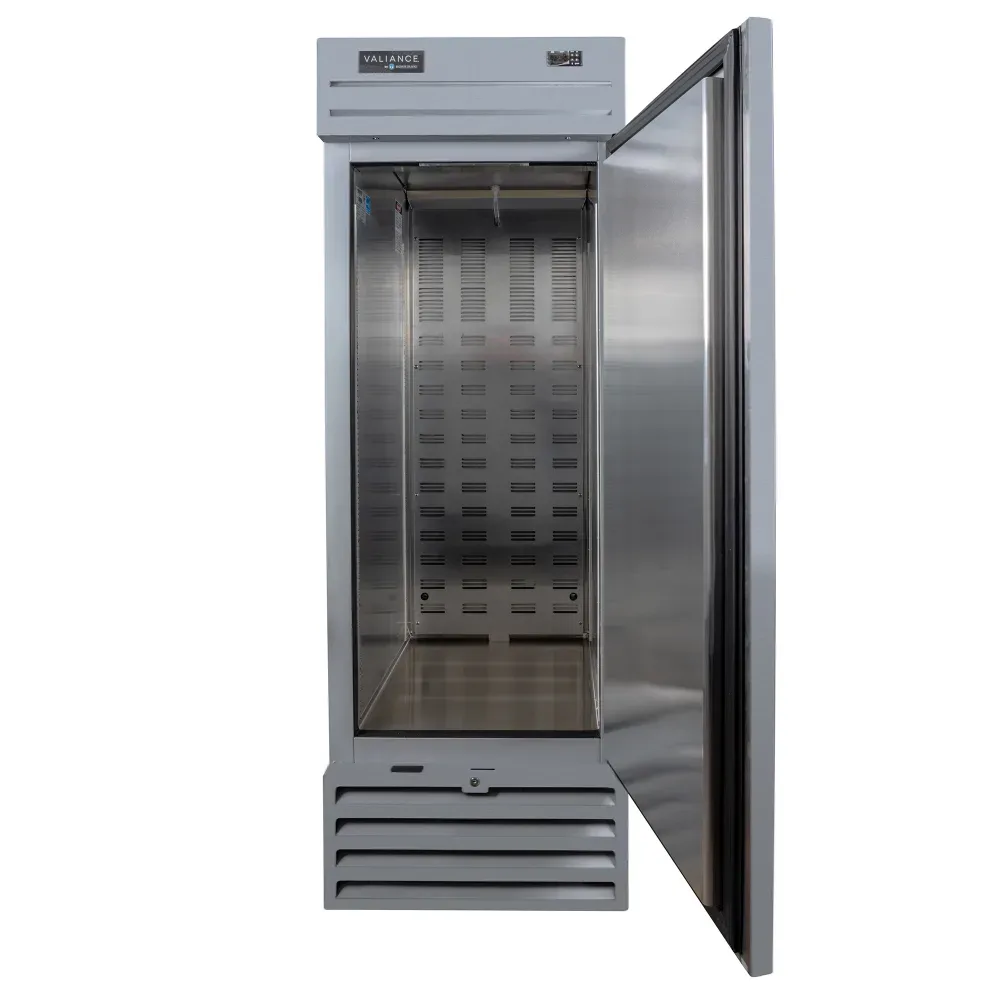 Hoshizaki VF1A-FS 26 7/8″ Valiance® One Section Reach In Freezer, (1) Right Hinge Solid Door, 115v 4