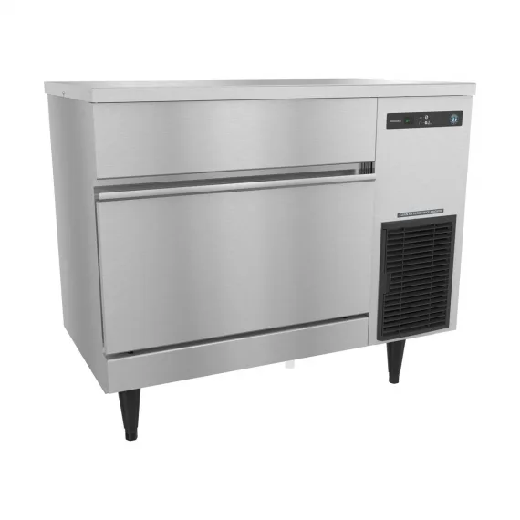 Hoshizaki IM-200BAC 39 1/2″ Full Cube Undercounter Ice Machine – 188 lbs/day, Air Cooled