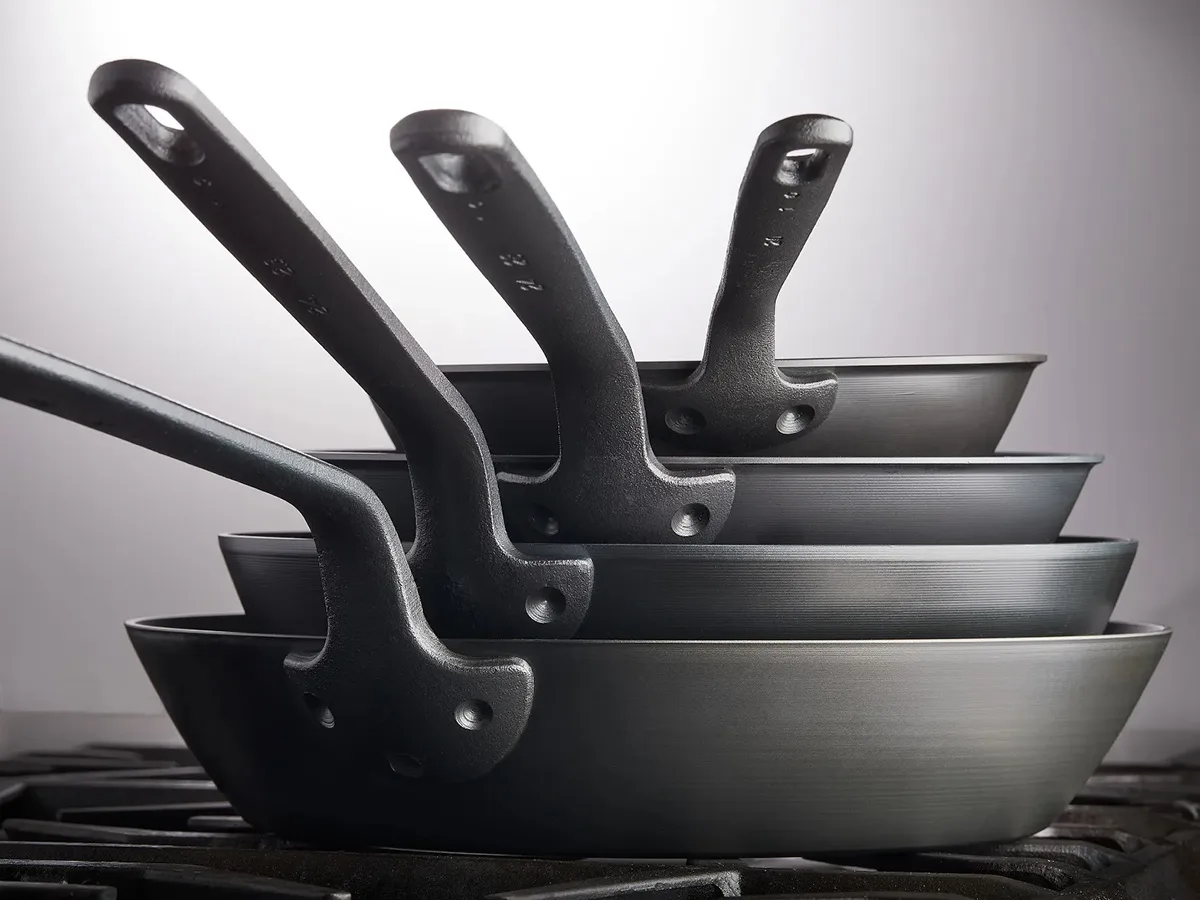 Spring USA 8481-40/20 Blackline SwissSteel Fry Pan, 1 Qt, 8.63" Dia x 1.75" H, Handle, Induction Ready for Gas/Induction