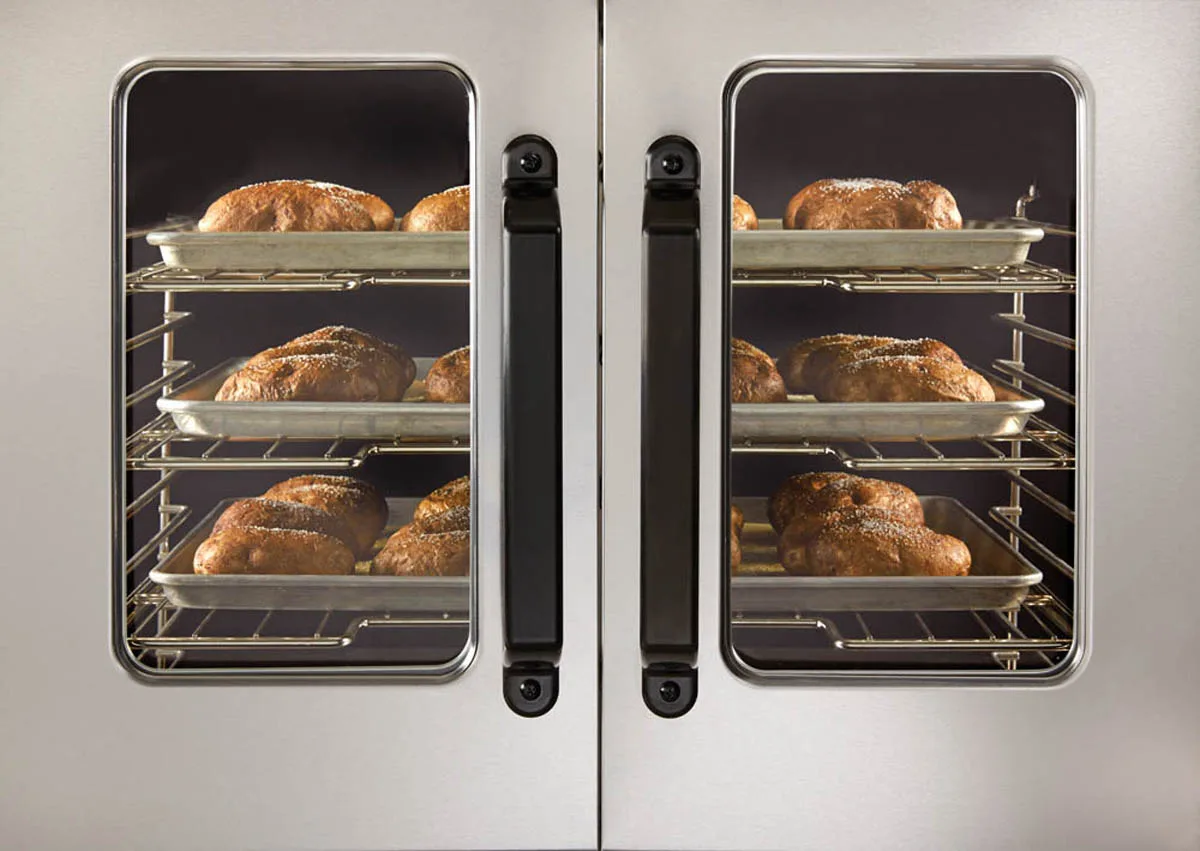 Vulcan VC5GD Full Size Gas Convection Oven with Single Deck, Solid State Controls, 50.000 BTU