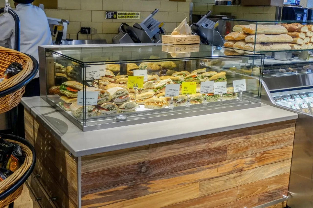 Structural Concepts NE4813RSV 48" Reveal® Full Service Refrigerated Slide In Counter Case