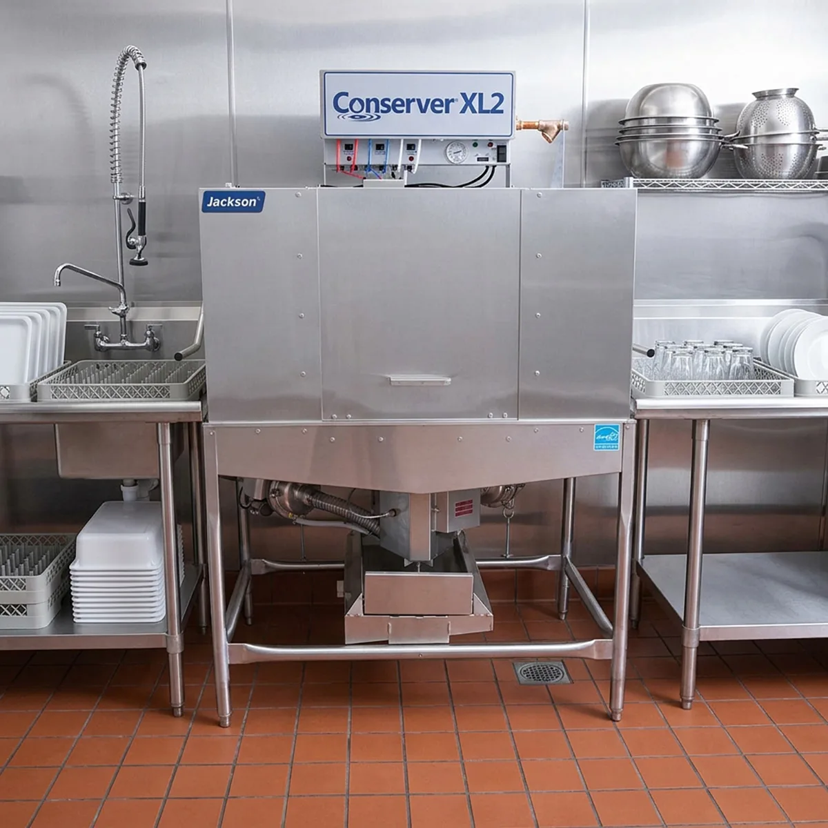 Jackson WWS CONSERVER XL2 50" Door Type Low Temp Dishwasher - Double Rack, 74 RPH - 83 Gal/Hr
