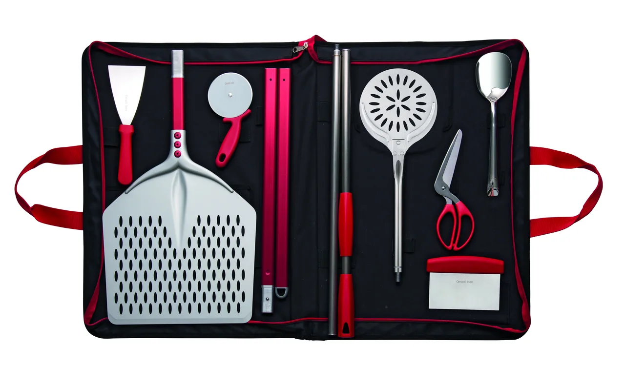 AMPTO VAL2779/ TULIP Pizzaiolo Bag Portable, 25.5"W X 18.5"D X 2.5"H, (1) Pizza Wheel Cutter