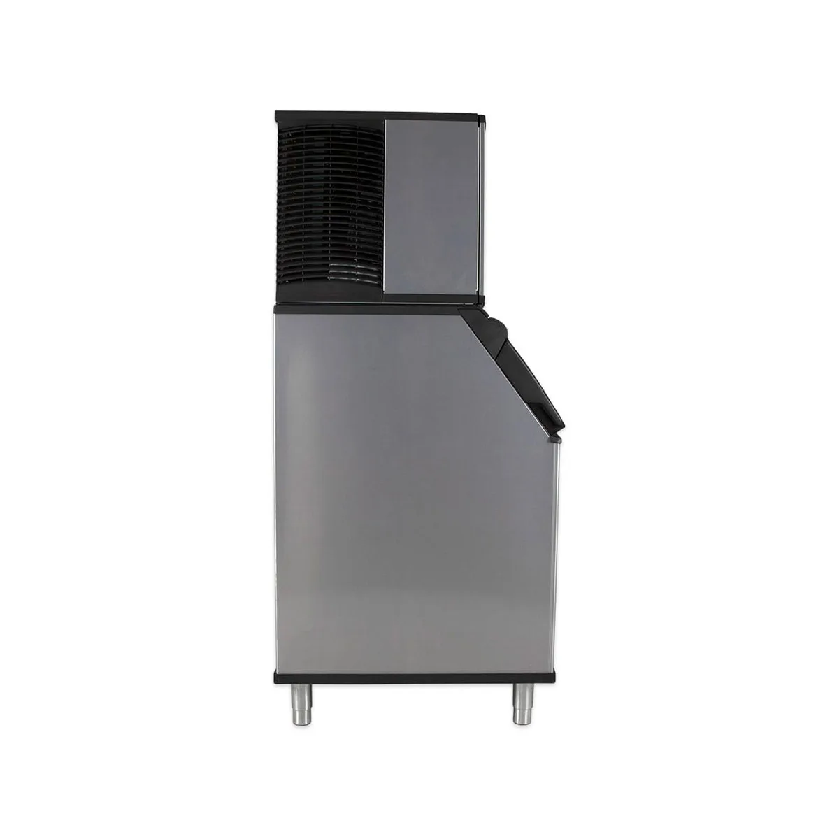 Manitowoc IYP0500W/D570 Water Cooled Half Cube 535 lb Ice Machine with Bin, 532 lb Storage