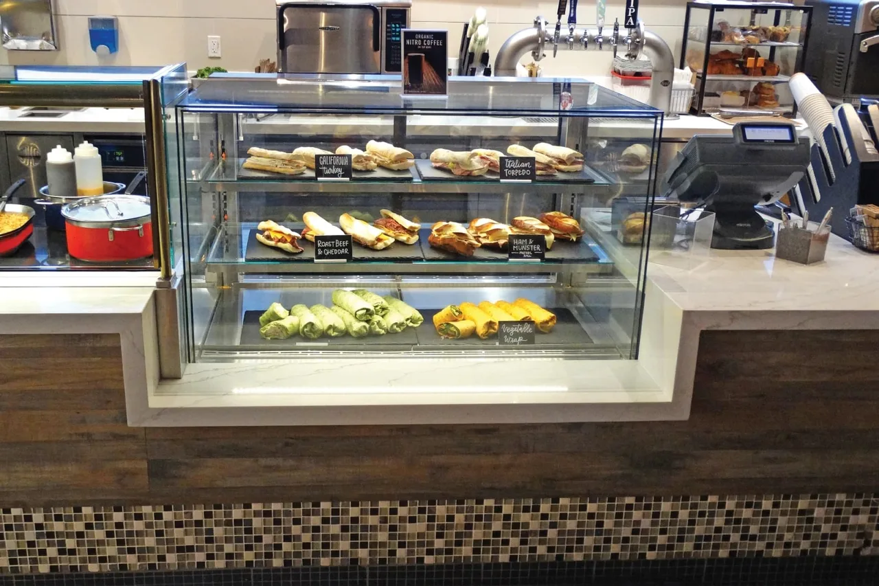 Structural Concepts NR6047RSV 60" Reveal Refrigerated Display Case
