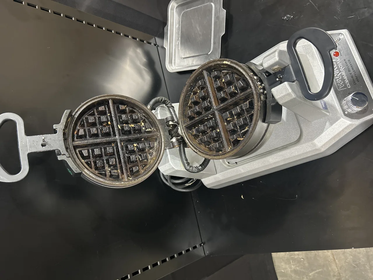 Waring WW200 Heavy Duty Vertical Double Belgian Waffle Maker - Open box