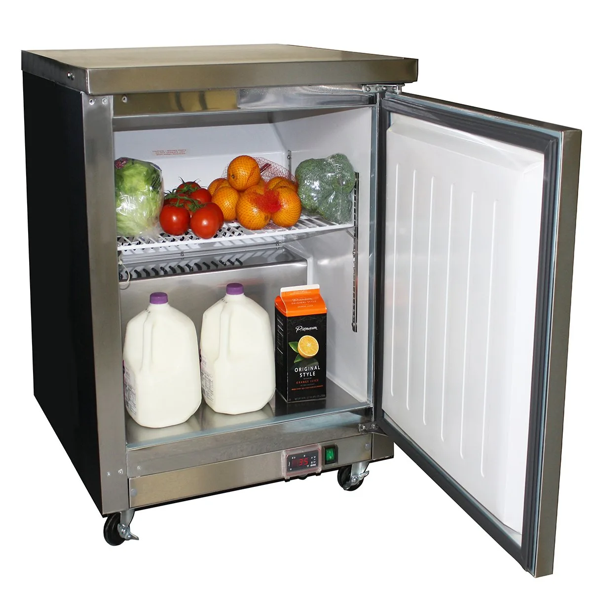 Maxx Cold MXCR27UHC 27.5" 1-Section Undercounter Refrigerator w/ 1 Solid Door, 6.5 cu. ft.