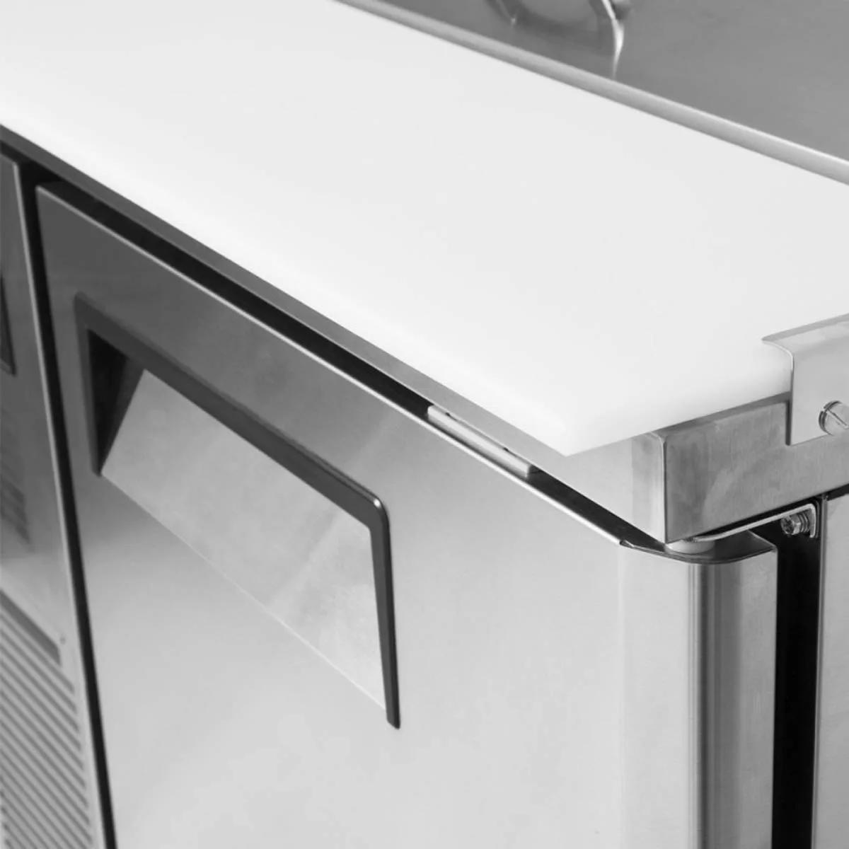 Turbo Air JST-36-N 35" One Section Sandwich / Salad Prep Table w/ 1 Door, 8 Pans