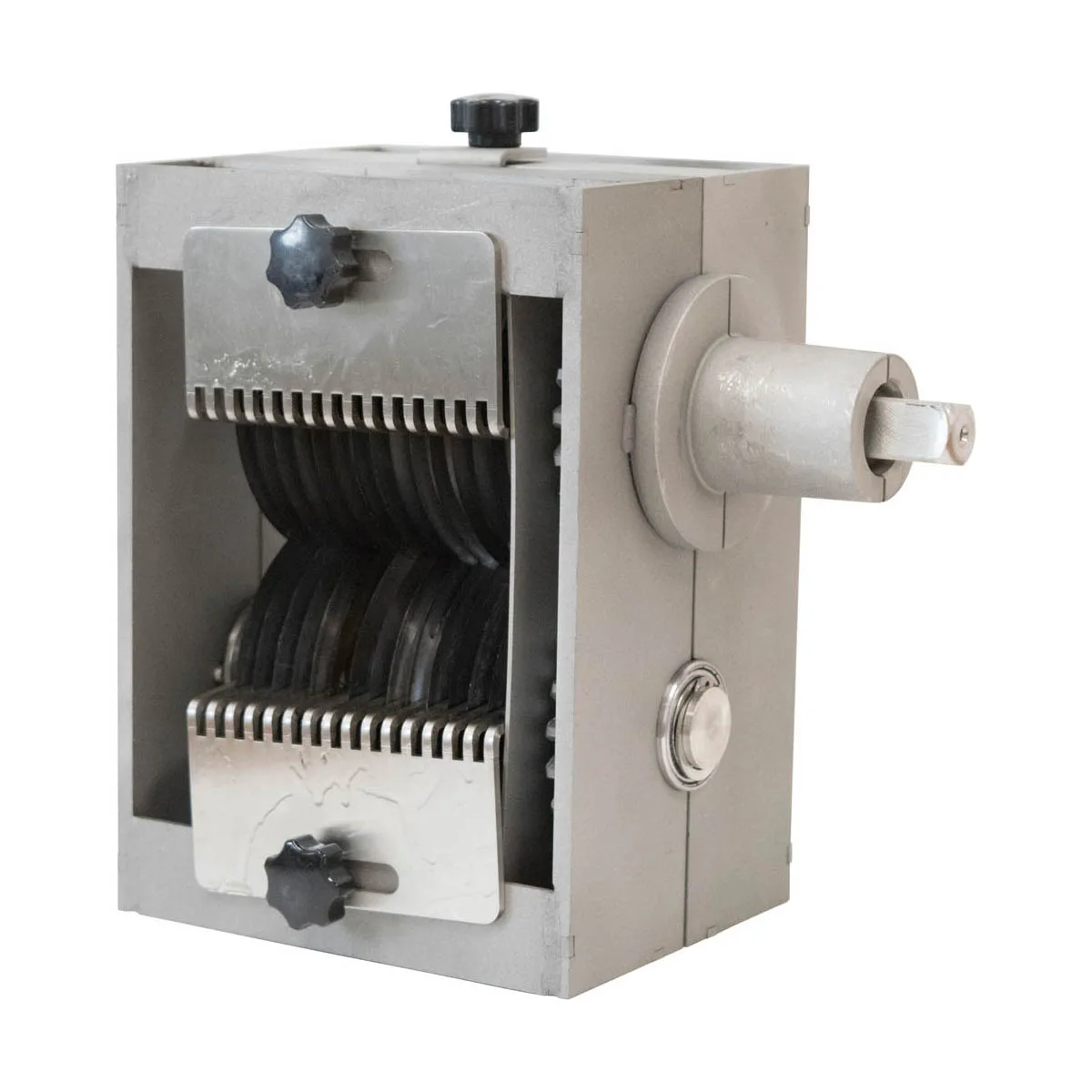 American Eagle AE-MC12N-3/16-K Meat Cutter – 1HP, 170RPM, 3/16 Strips, Blades, Fwd/Rev, Overload, Feet, #12 Hub, 115V