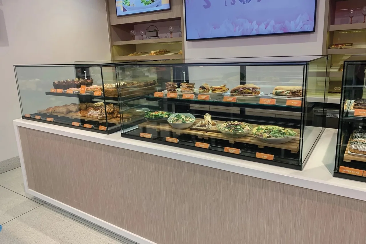 Structural Concepts NE4820RSV 48" Reveal® Full Service Refrigerated Slide In Counter Case
