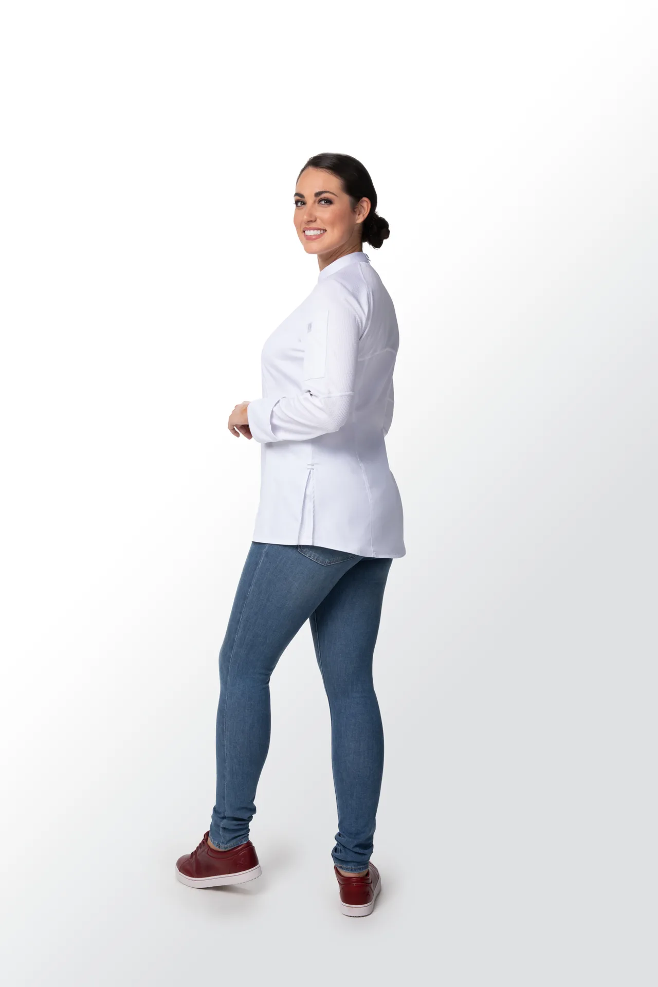 Chef Works CBZ02W-WHT-2XL Women’s Nepal Chef Coat, Raglan Sleeve, Center Zipper, Side Mesh Slits
