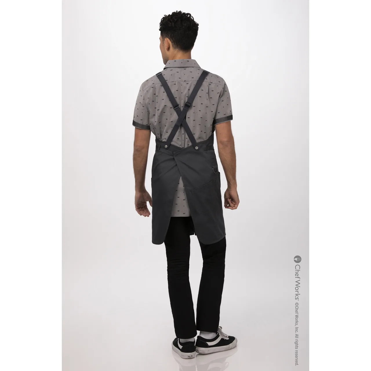 Chef Works ABN01-CHR-0 Largo Bib Apron, 31"L x 38"W, Charcoal, Adjustable Neck Strap, Poly/Cotton