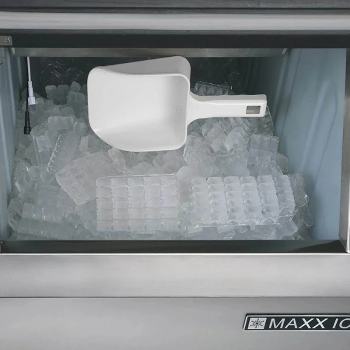 Maxx Ice MIB310N 22" Ice Storage Bin, 310 lb