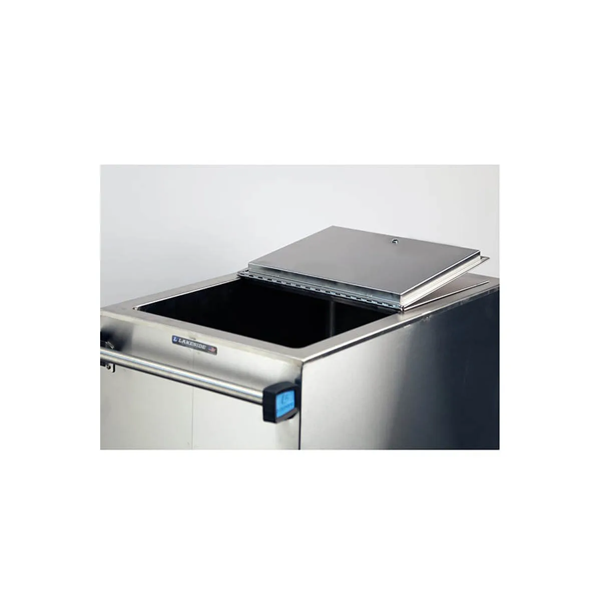 Lakeside 250 Stainless Steel Mobile Ice Bin, 200 lb, Silver