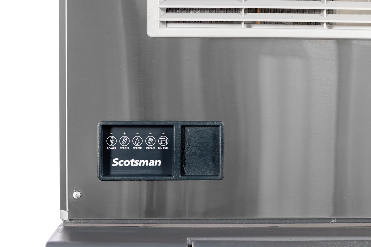 Scotsman MC0830SAX-32 Cube‑Style Ice Maker 30‑39" Wide 921 lb/24h Air‑Cooled ICELINQ AgION R290