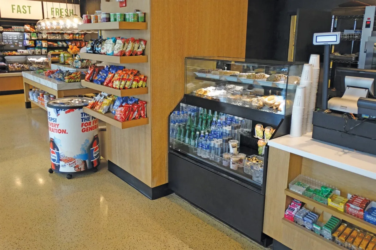 Structural Concepts NR4858RRSSV 48" Reveal Dual Service Dry / Refrigerated Bakery Case