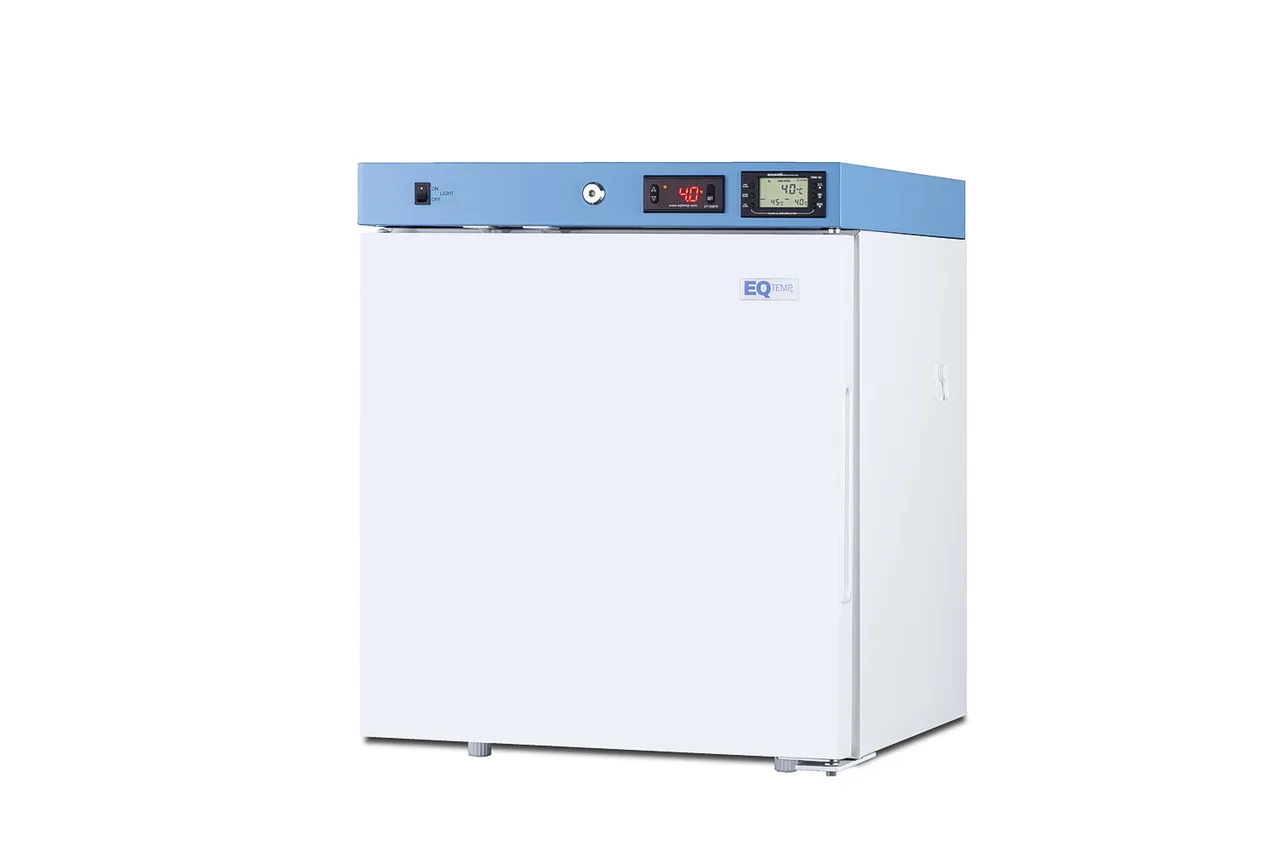 Summit ACR161W 19" Refrigerator, 1.58 cu.ft., White Door, +2 To +8°C Thermostat, R600a, 115V ETL