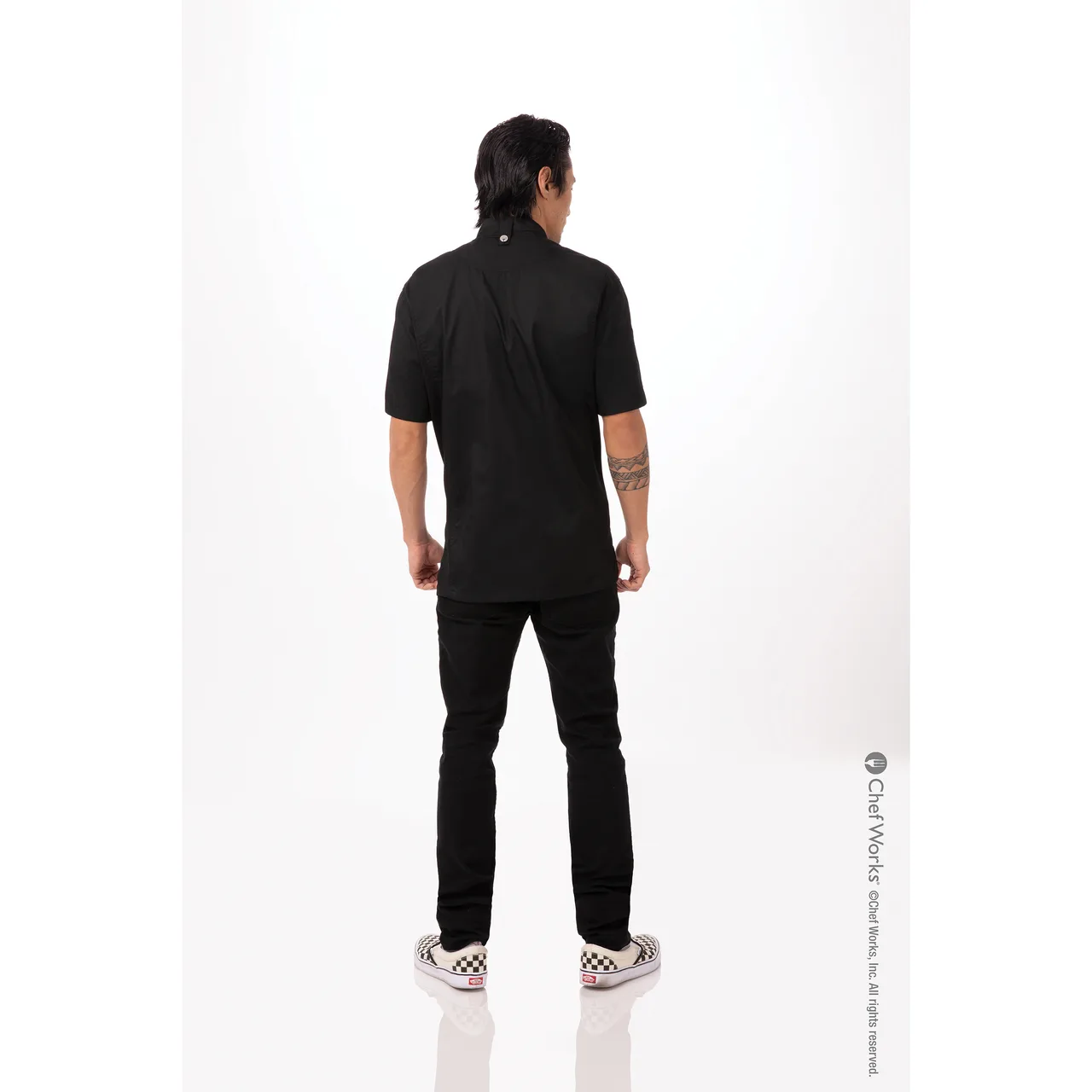 Chef Works BCSZ009-BLK-5XL - Short Sleeve Chef Coat, 5XL Twill, Thermo & Phone Pockets, Apron Snap