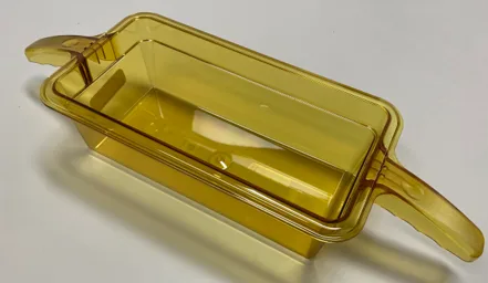 Cambro 34HP1H150 H-Pan Pan, 1/3 Size, 4" Deep, Amber Plastic, NSF, -40°F‑375°F, Handle, Flat Base