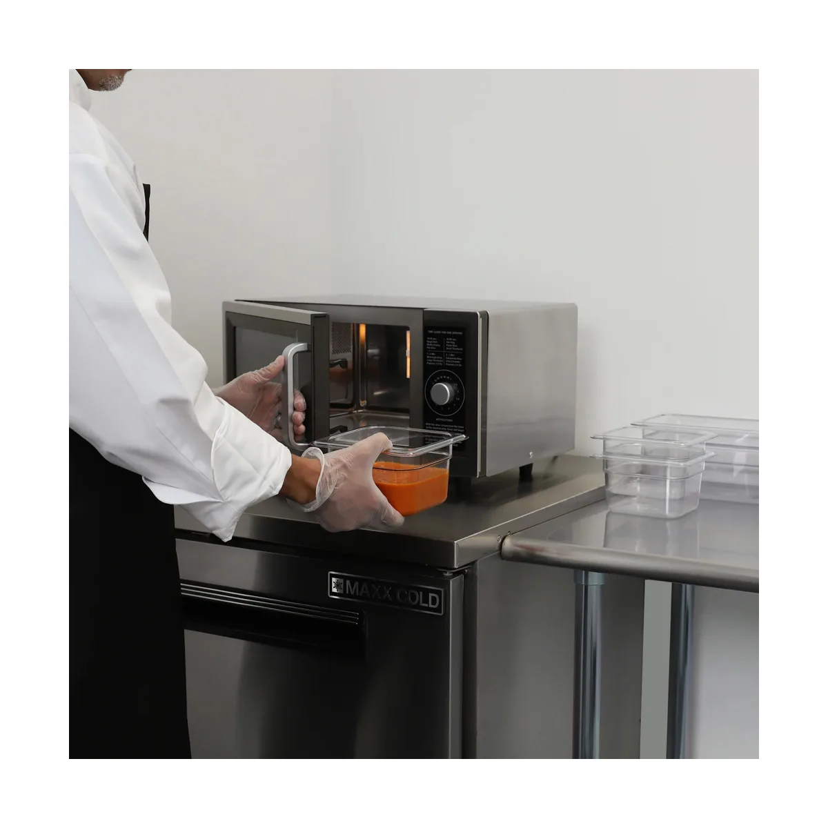 General GEW1000D 1000 Watts Commercial Microwave Oven w/ Dial Controls, Single Power Level