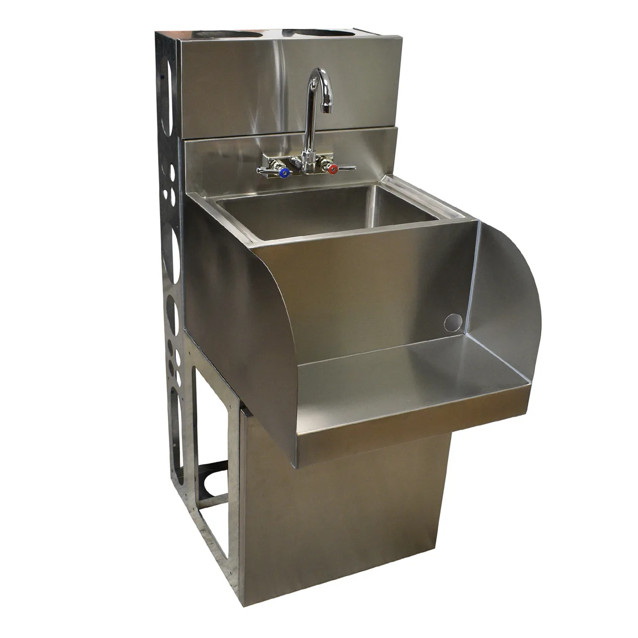 BK Resources UBDW-21-1410BSS-P-G Underbar Blender Station with Dump Sink