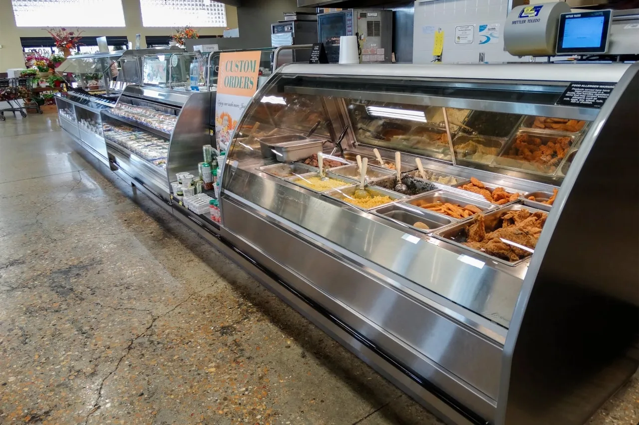 Structural Concepts GMS6H Fusion® Heated Display Case