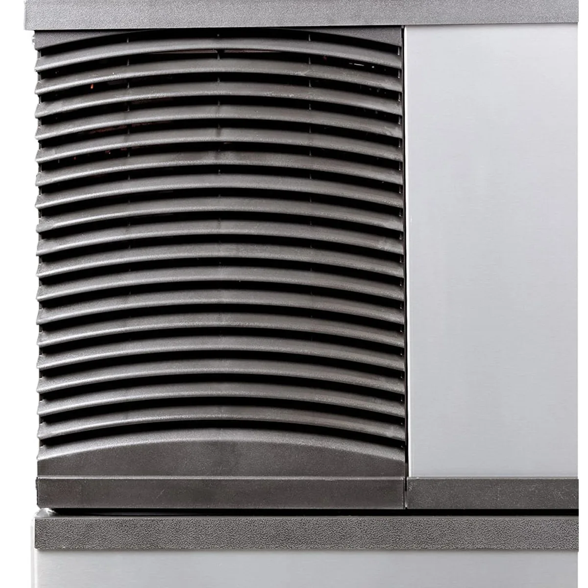 Manitowoc IYP0500W/D400 Water Cooled Half Cube 535 lb Ice Machine with Bin, 365 lb Storage