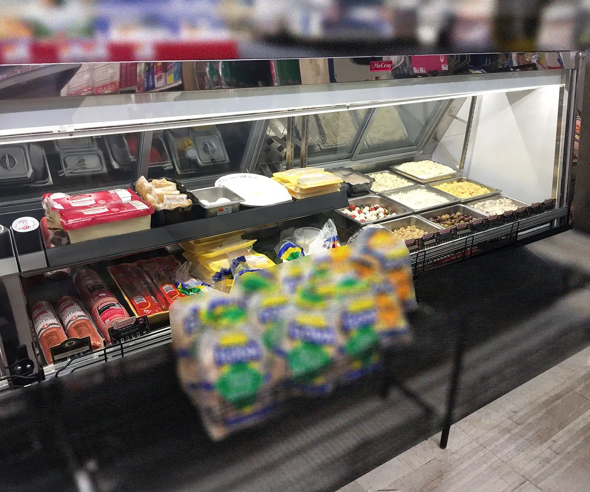 Howard-McCray R-CDS40E-4-BE-LED 53" Flat Refrigerated Deli Display Case