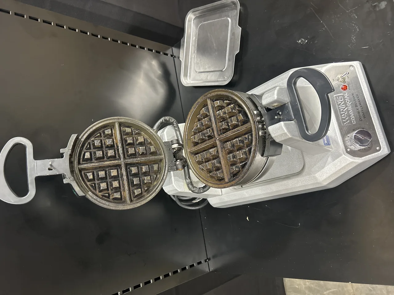 Waring WW200 Heavy Duty Vertical Double Belgian Waffle Maker - Open box