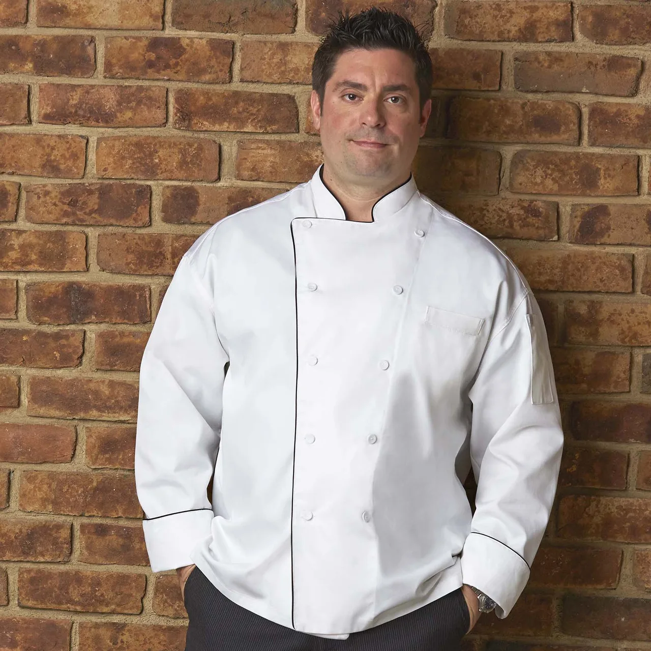 Chef Works TRCC-WHT-M - Chef Coat, Medium, White/Black Piping, 65/35 Poly‑Cotton, Long Sleeve