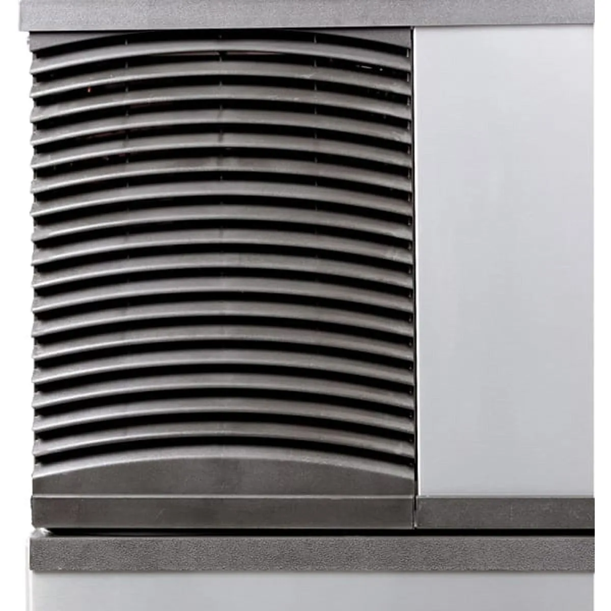 Manitowoc IDP0500W/D570 Water Cooled Full Cube 500 lb Ice Machine with Bin, 532 lb Storage