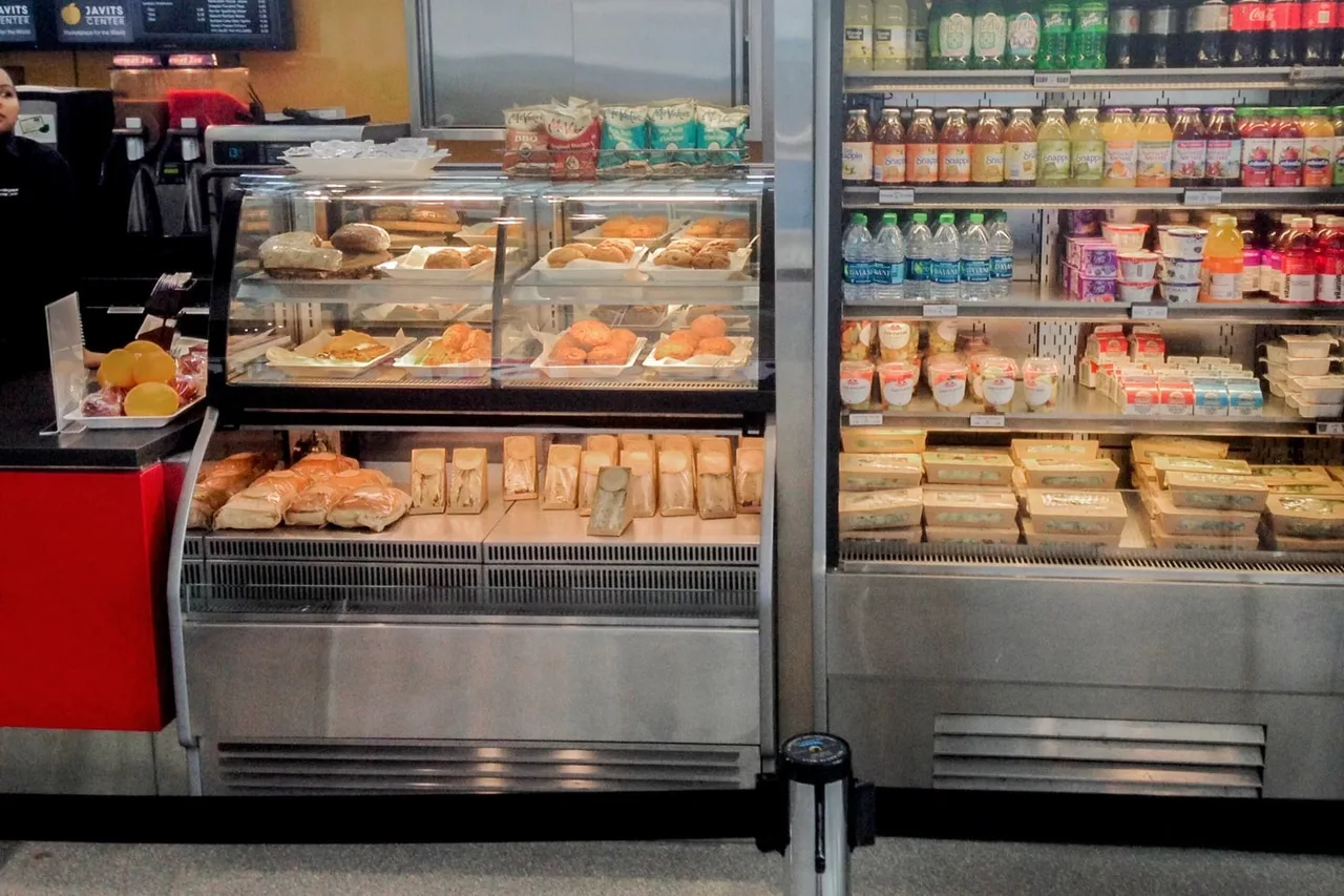 Structural Concepts HMBC4 51" Harmony Dual Service Dry / Refrigerated Bakery Case