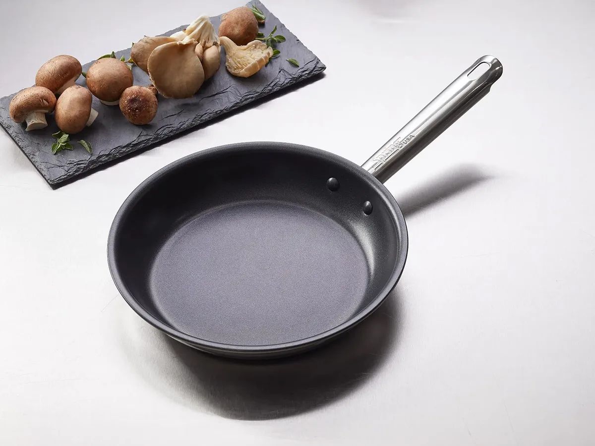 Spring USA 8478-60/20A Vulcano Fry Pan, 1/2 qt, 7.9" Dia x 1.5" H, stainless/al, stick, riveted handle, induction, 500°F