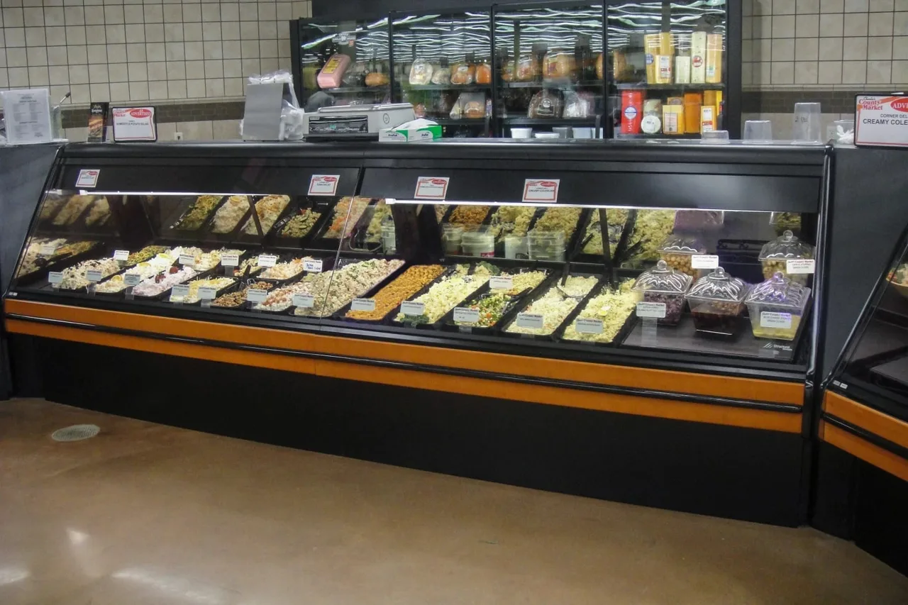 Structural Concepts GMG10 121" Single Duty Curved Refrigerated Meat Display Case, Remote