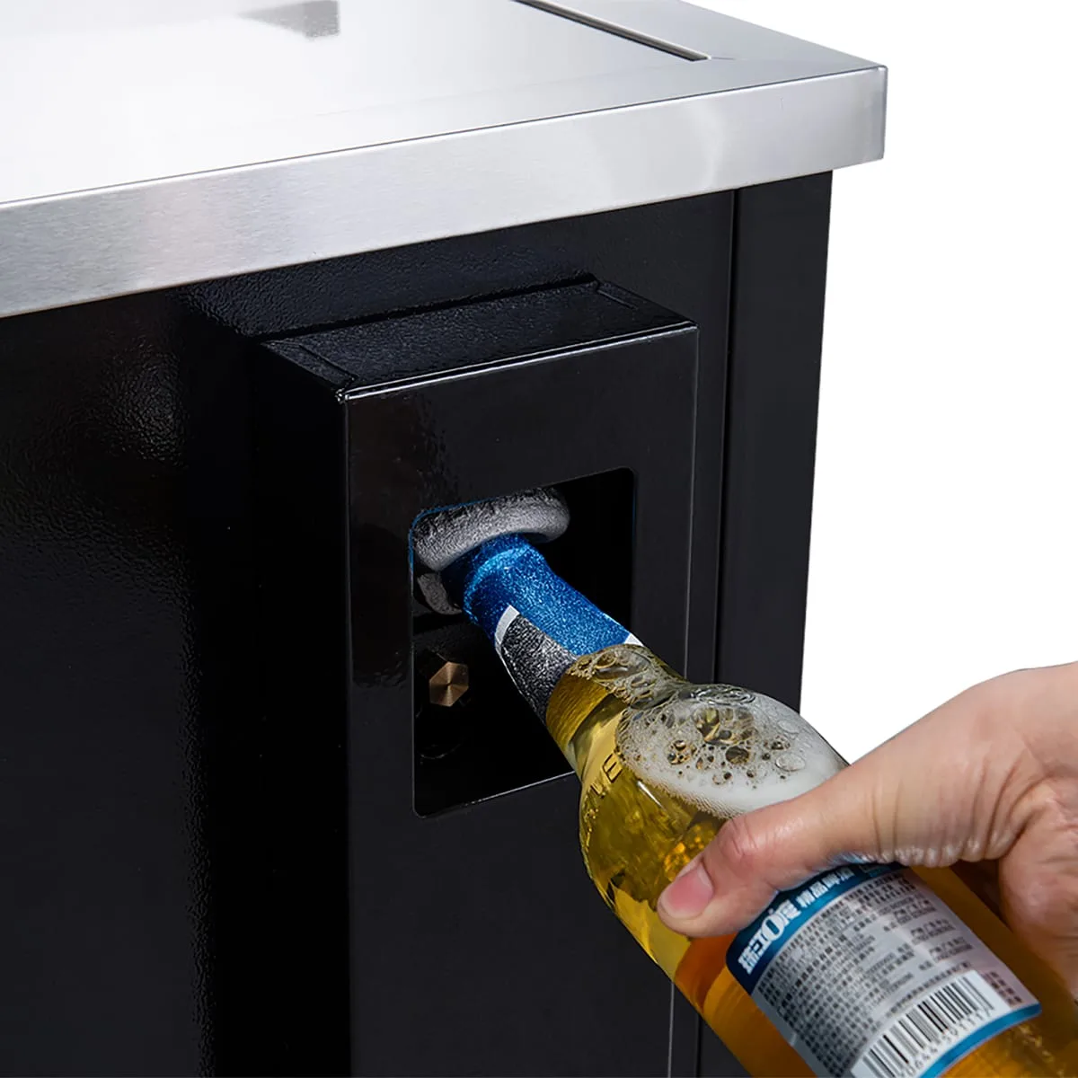 Dukers DHBC36 36 3/4" Forced Air Bottle Cooler - Holds (628) 12 oz Bottles, Lid Locks, Black, 115v