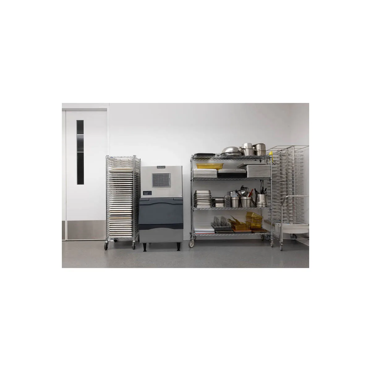Scotsman MC0330SAX-1/B330P Air Cooled Half Cube 400 lb Ice Machine with Bin, 344 lb Storage