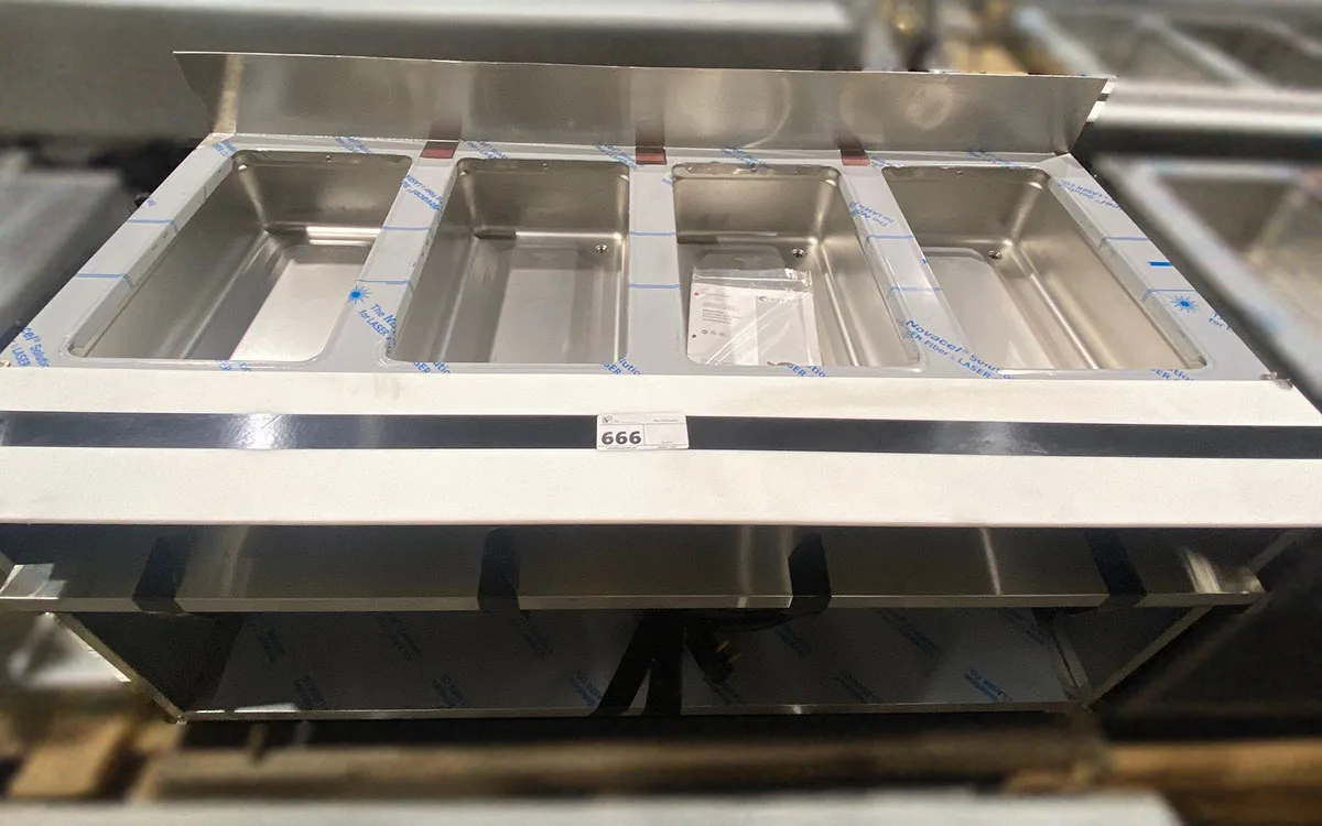 Randell 3614-120 63" Electric Hot Food Table, (4) Top Openings
