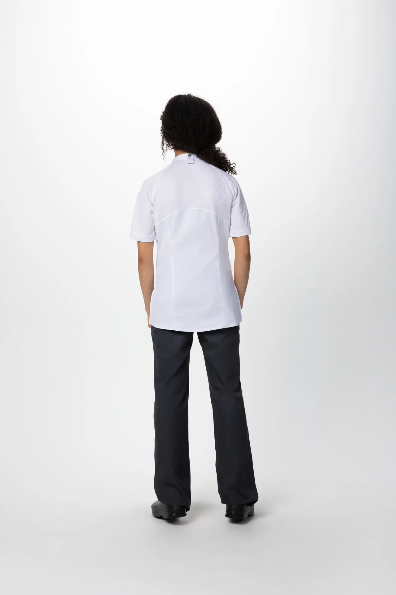 Chef Works CBZ04W-WHT-M Women’s Chef Coat, Sleeve, Center Zipper, White, 62/38 Poly/Cotton, Size M