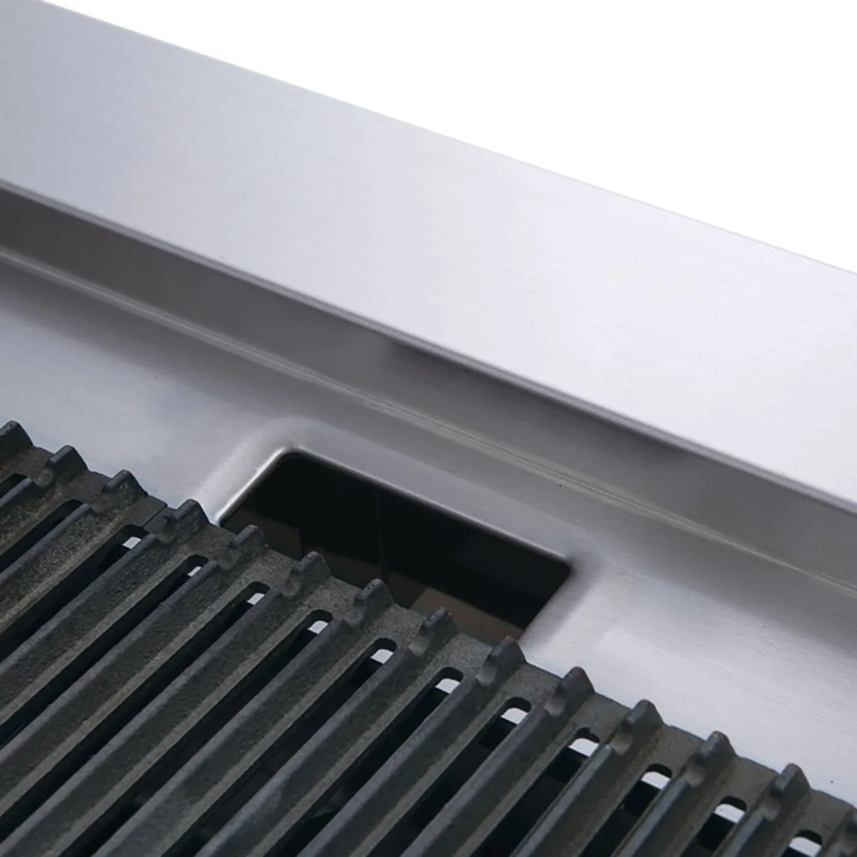 Dukers DCCB48 48" Gas Charbroiler w/ Cast Iron Grates - Convertible