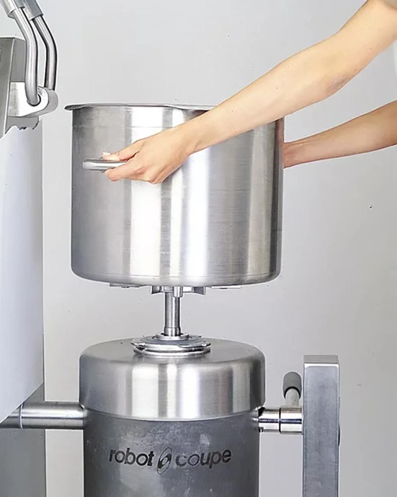 Robot Coupe BLIXER23 Commercial Cutter and Mixer, 23 L Capacity, 6 Hp, 2-Speed with 1800 and 3600 RPM