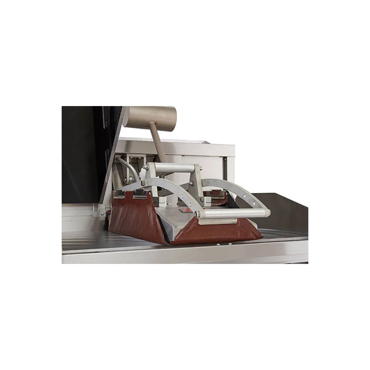 Lang CCSE12A 11" Countertop Contact Clamshell Electric Griddle with 11" x  21.5" Surface, Thermostatic, 208/240v