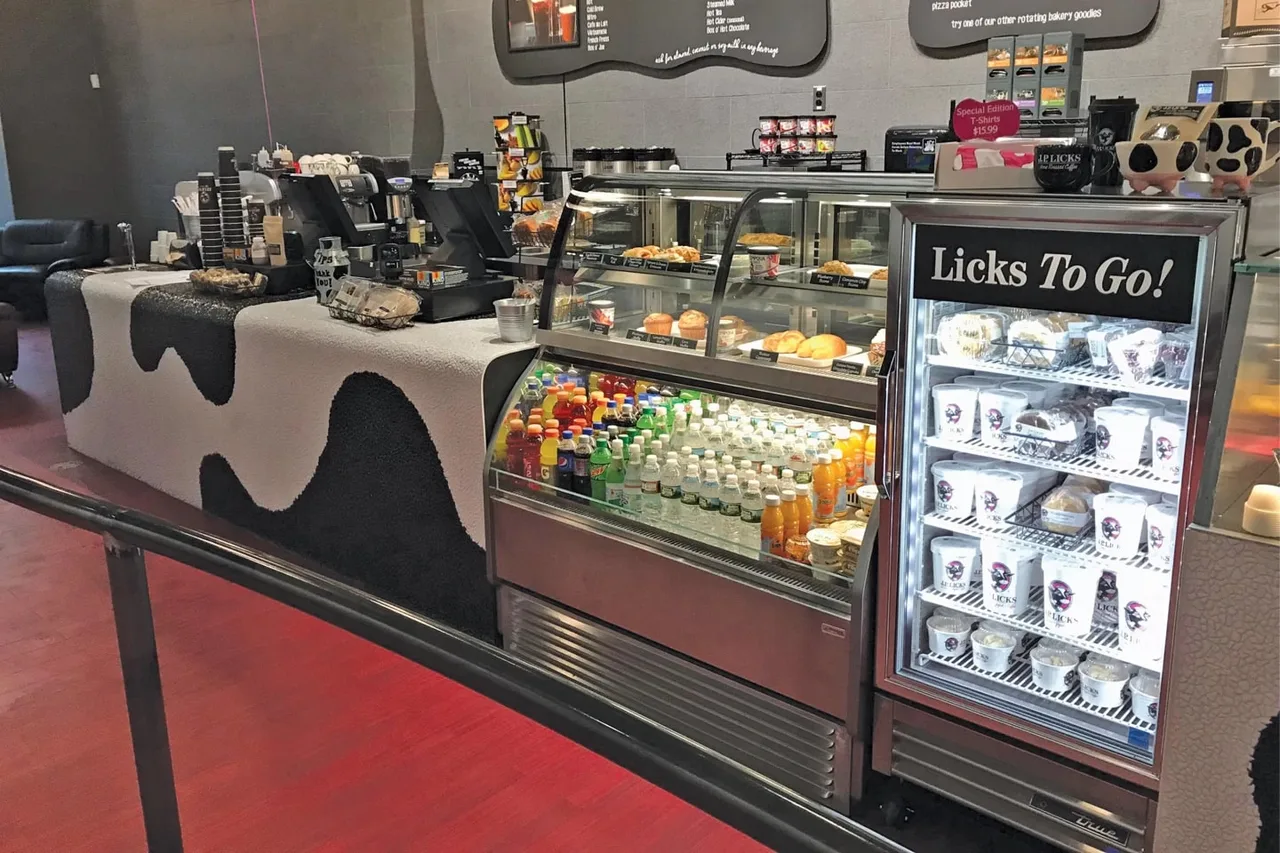Structural Concepts HMBC4 51" Harmony Dual Service Dry / Refrigerated Bakery Case
