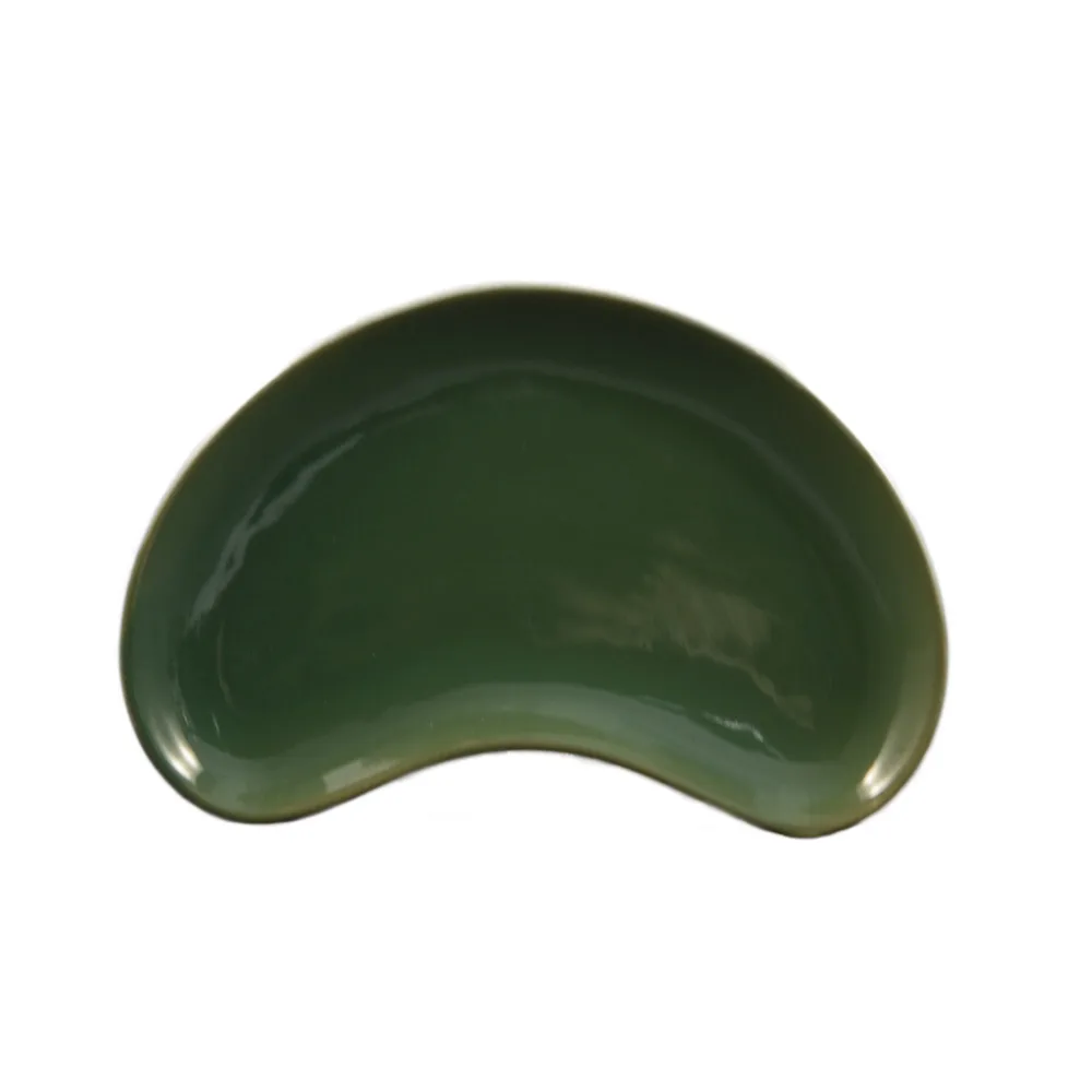 CAC China CRS-8-G Crescent Plate, 8-3/4" L × 5" W × 3/4" H, Ceramic, Oven/Microwave Safe - Dozen