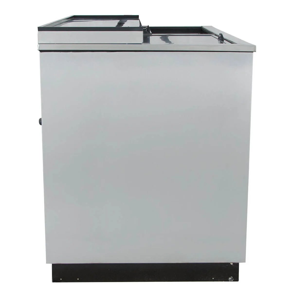 True TD-50-18-S-HC 49" Solid Slide Lid Stainless Steel Deep Well Horizontal Bottle Cooler