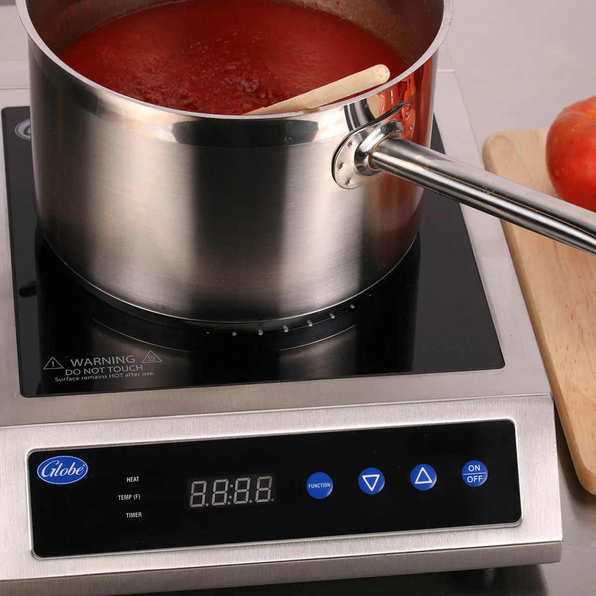 Globe GIR18 1 Burner Countertop Induction Range, Ceramic Glass Surface