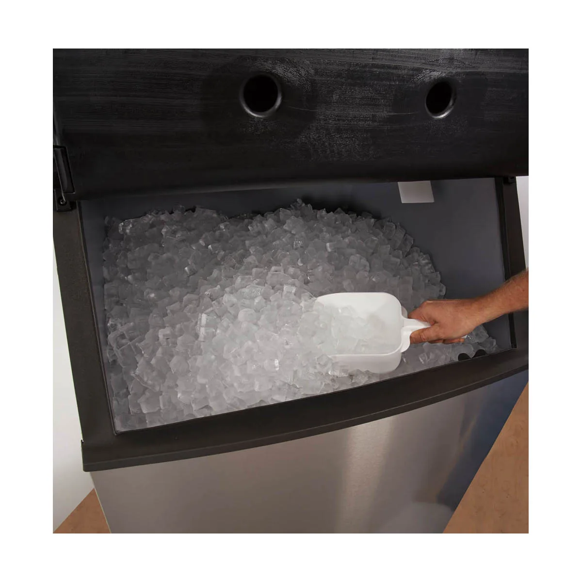 Koolaire KDT0500W 30" Full Cube Ice Machine Head, Water Cooled, 533 lb/24 hr