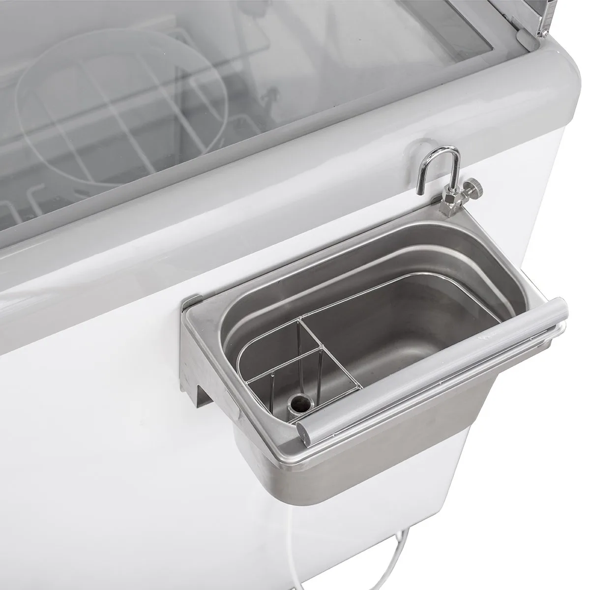 Maxx Cold MXDC-4 31" Ice Cream Dipping Cabinet w/ Curved Sneeze Guard