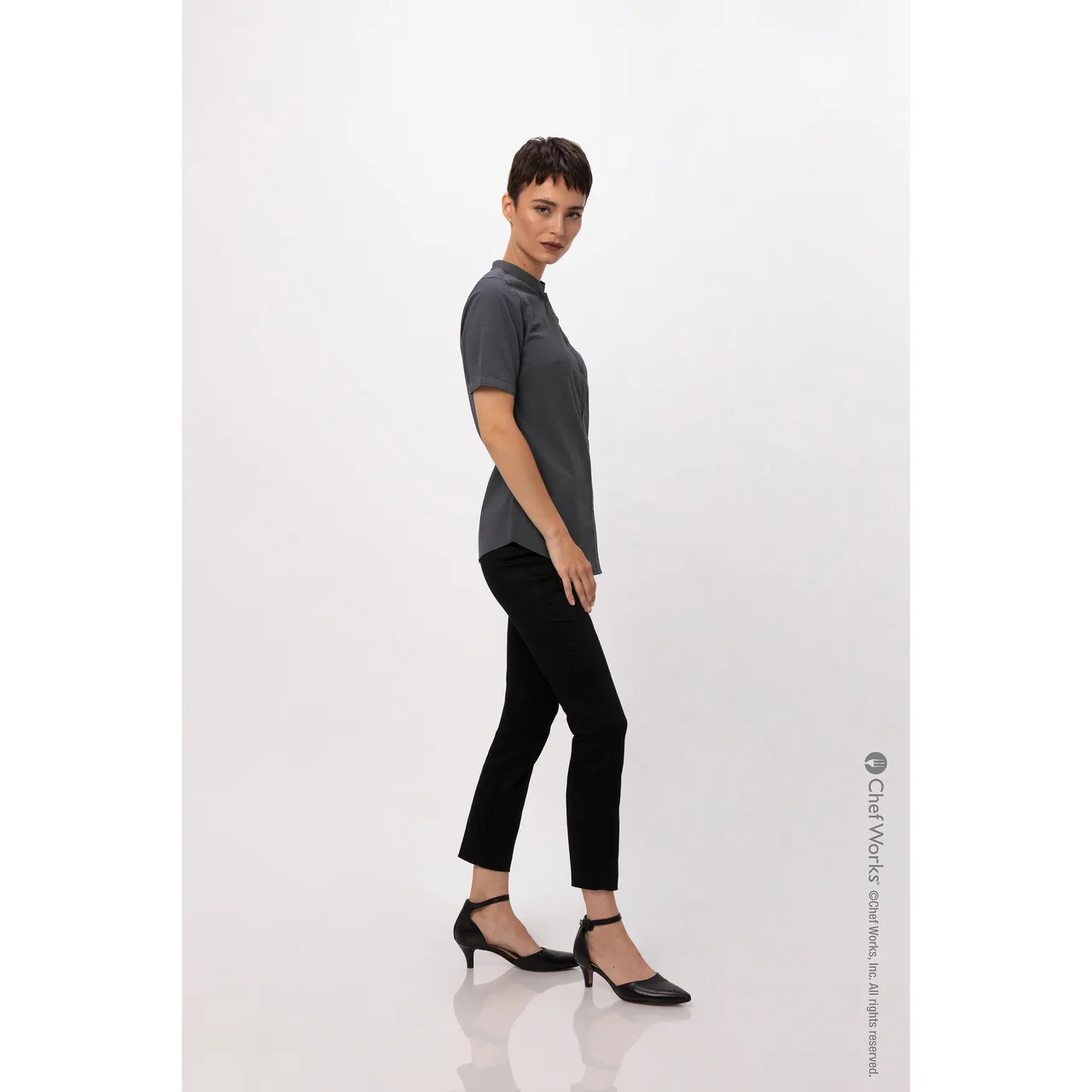 Chef Works SHC08W-CHR-XS Women's Shirt, Charcoal XS, Short Sleeve, Snap Front, 65/35 Poly/Cotton